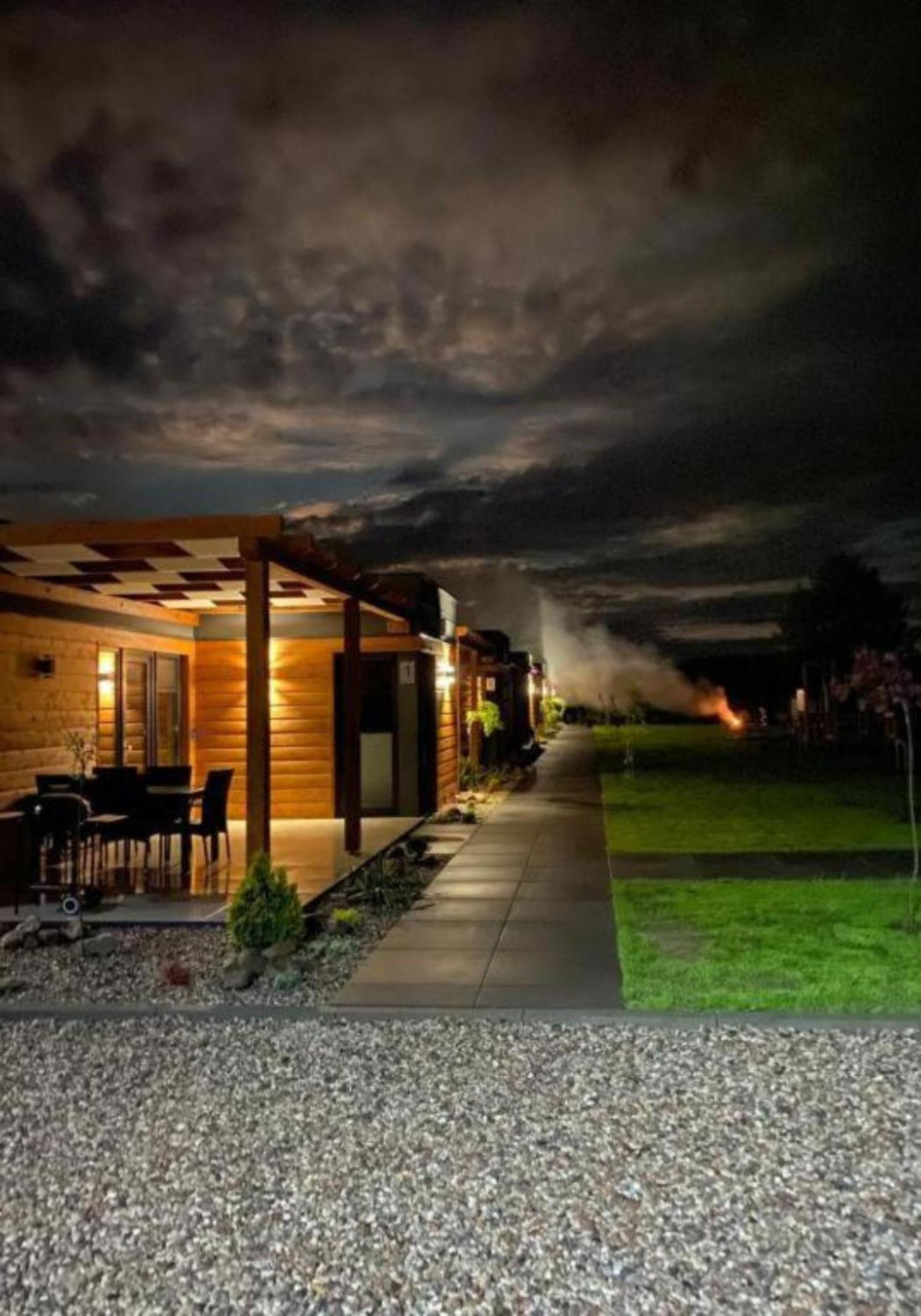 Cisza Bungalows Village / Blisko Natury Nowecin Kültér fotó
