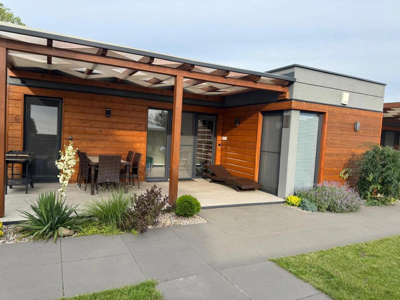 Cisza Bungalows Village / Blisko Natury Nowecin Kültér fotó
